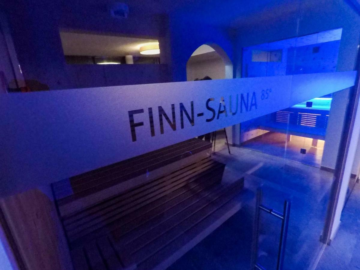 Collina Hotel Garni 나우더스 외부 사진
